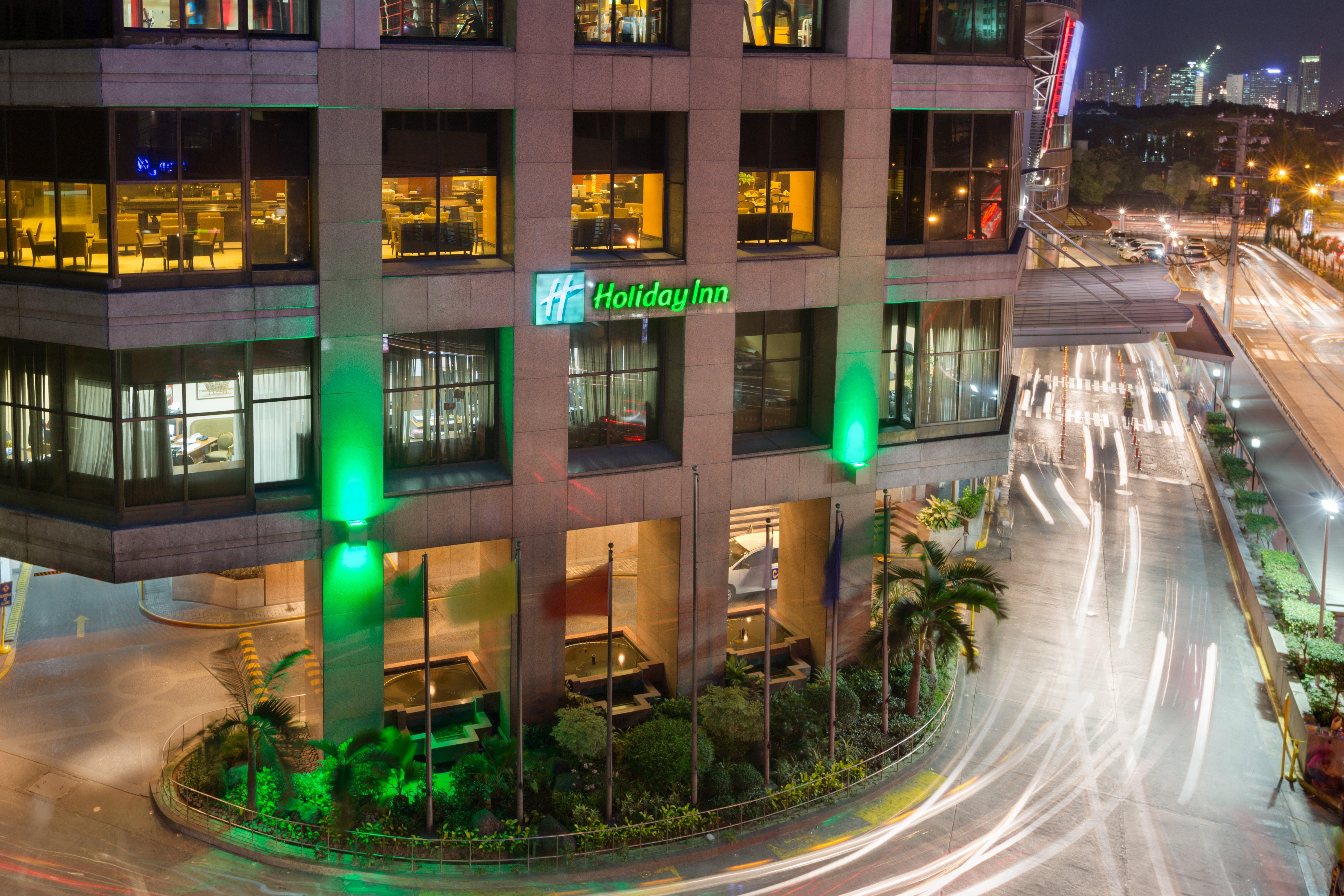 Holiday Inn & Suites Manila Galleria By Ihg Pasig City Esterno foto