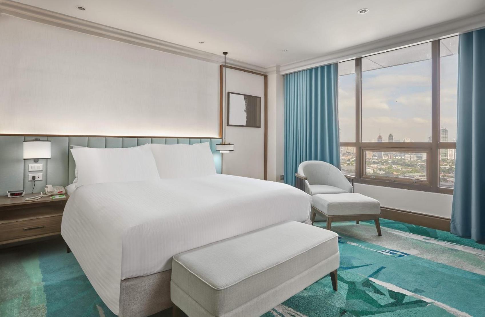 Holiday Inn & Suites Manila Galleria By Ihg Pasig City Esterno foto