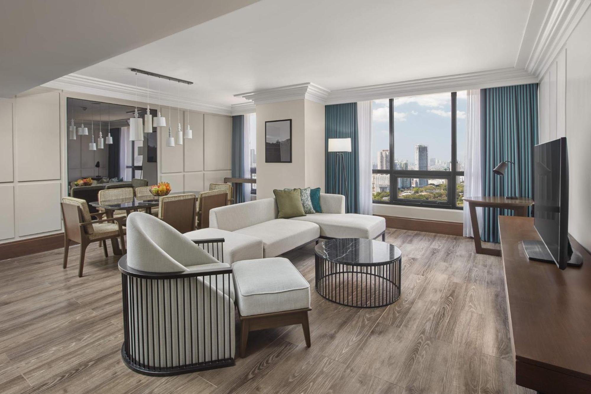 Holiday Inn & Suites Manila Galleria By Ihg Pasig City Esterno foto